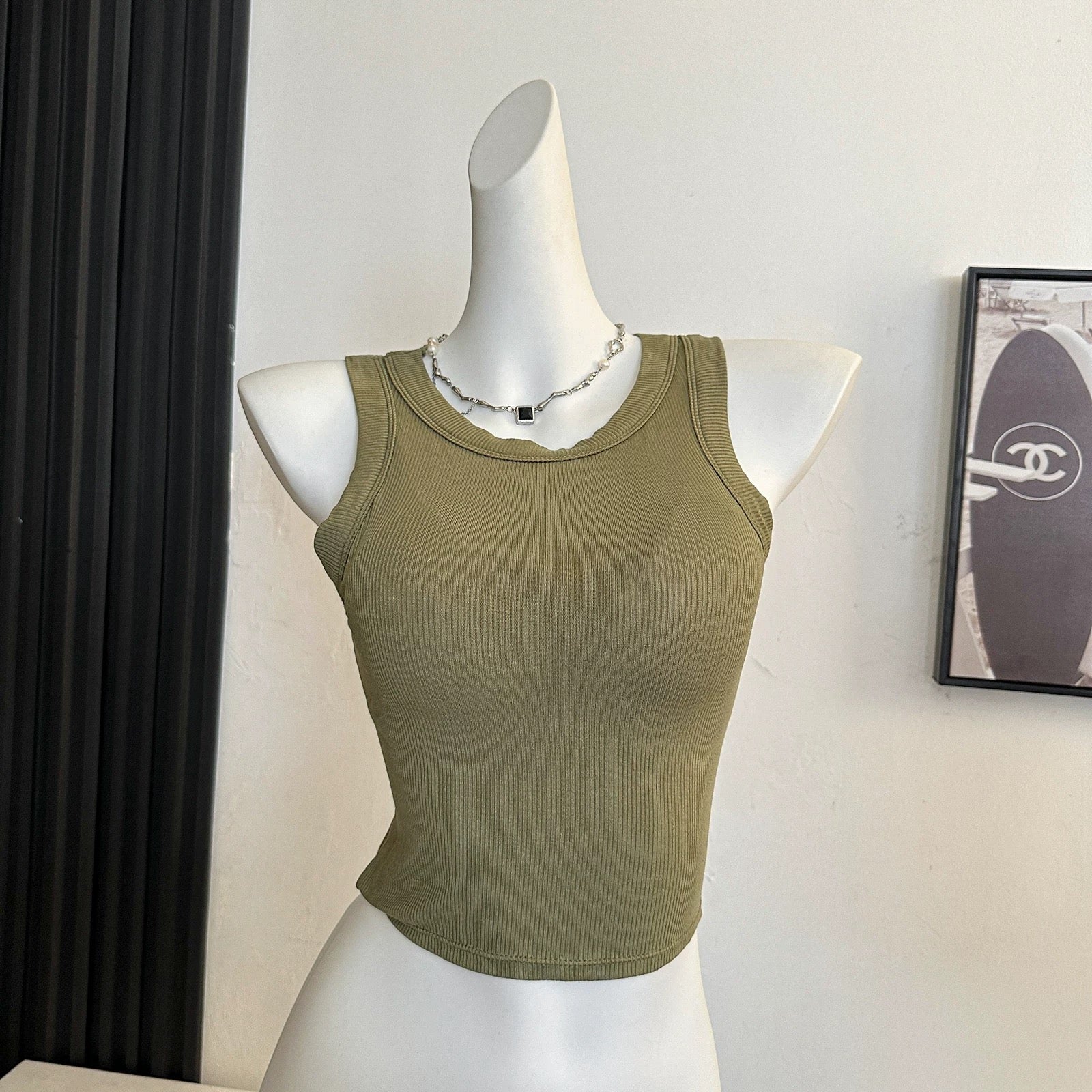 Seoul Hook Back Built-in Bra Top